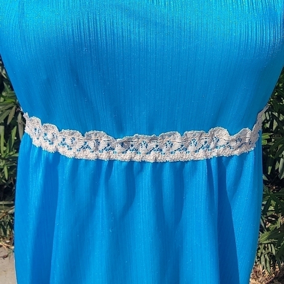 𝅺vintage blue silky lace detail nightgown night dress - Picture 2 of 8